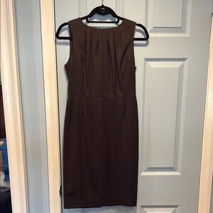 Elegant Brown Sleeveless Dress